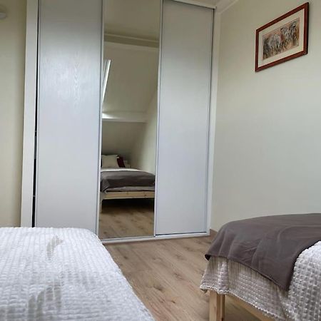 Tiny Paradise - 2 Bedrooms Apartment Montigny-sur-Loing Ngoại thất bức ảnh